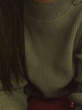 SweetySweetMelissa naked stripping on cam for live sex video chat