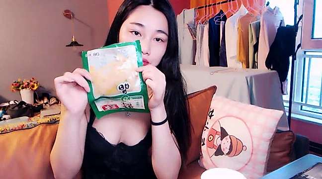 tina_zuzong naked stripping on cam for live sex video chat