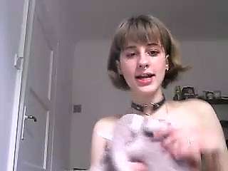 truskaw_chick naked stripping on cam for live sex video chat