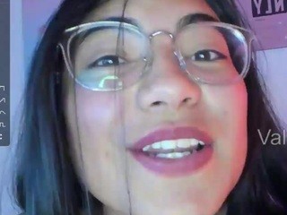 Valerie-1 nude Live Sex Chat