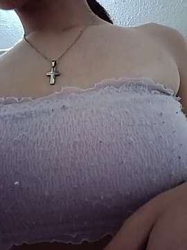 Abby-carter21 naked stripping on cam for live sex video chat