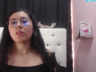 Ariana-Cute nude Live Sex Chat