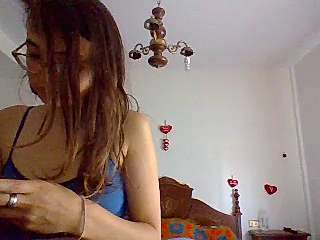 Blulilla69 naked stripping on cam for live sex video chat
