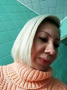 coral_ssmith naked stripping on cam for live sex video chat