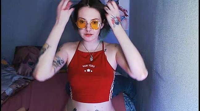 Dina_Harter19 naked stripping on cam for live sex video chat