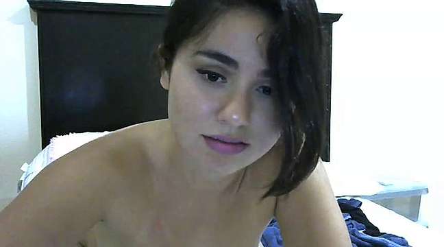estibaliz naked stripping on cam for live sex video chat