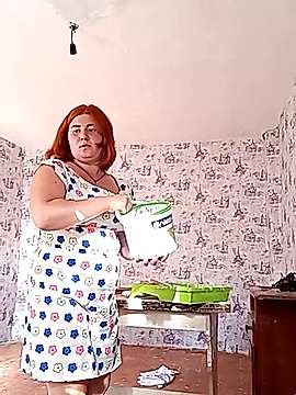 KrisLoved naked stripping on cam for live sex video chat