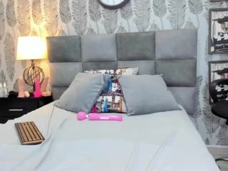 Milu-x nude Live Sex Chat