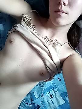 Polina_aaa naked stripping on cam for live sex video chat