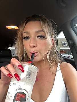 PrincessTess naked stripping on cam for live sex video chat
