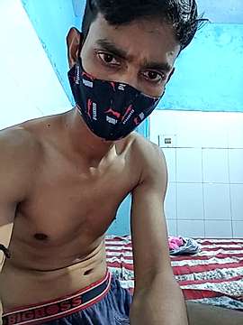Shahdab20 naked stripping on cam for live sex video chat