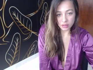 Sweett-Look nude Live Sex Chat