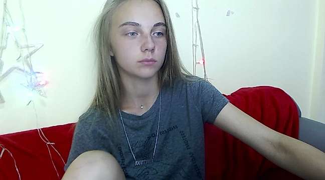 ariel_nues naked stripping on cam for live sex video chat
