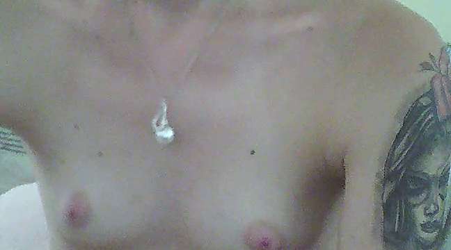 Ciluka96 naked stripping on cam for live sex video chat