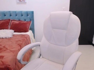 Emma Roberts nude Live Sex Chat