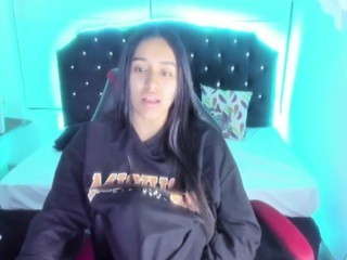 ?, ?ellariia? nude Live Sex Chat