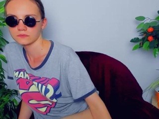 Kaaatrin nude Live Sex Chat