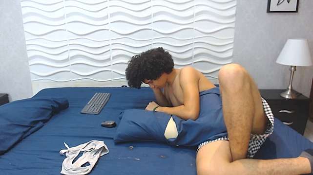 Katty_And_Evan naked stripping on cam for live sex video chat