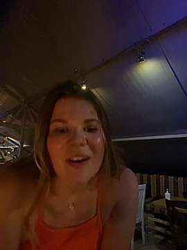StellaRiviera naked stripping on cam for live sex video chat