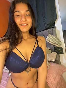 AntonelaHot20 naked stripping on cam for live sex video chat