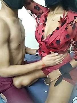 BEN_JERY naked stripping on cam for live sex video chat
