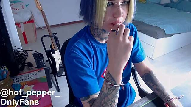 DianaBrite naked stripping on cam for live sex video chat