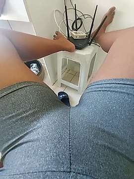 ElenPierre naked stripping on cam for live sex video chat