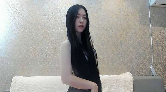 Eva_Vivivan naked stripping on cam for live sex video chat