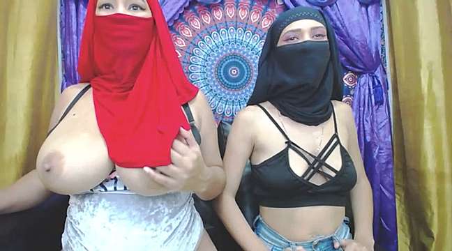 Farisha_Karime naked stripping on cam for live sex video chat