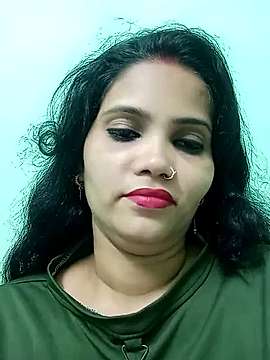hottygirl00 naked stripping on cam for live sex video chat