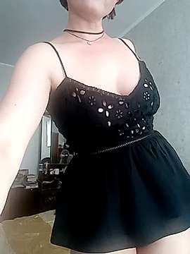LeenaHott naked stripping on cam for live sex video chat