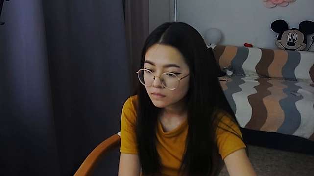 MiLa_Kk naked stripping on cam for live sex video chat