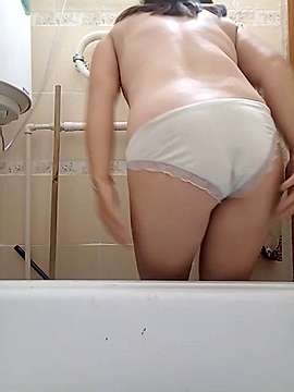 _Milana_Cristal_ naked stripping on cam for live sex video chat