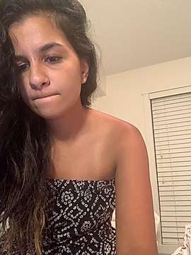 PrincessJasmine2021 naked stripping on cam for live sex video chat