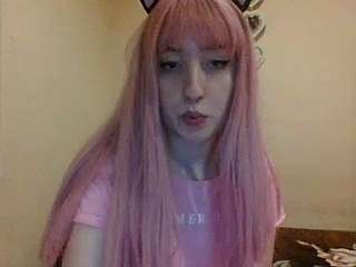 Queen_pink naked stripping on cam for live sex video chat