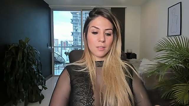 SashaEllen naked stripping on cam for live sex video chat