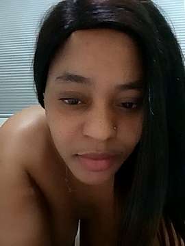 SashaFears10 naked stripping on cam for live sex video chat