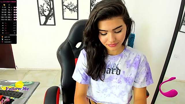 scarletlovejoy naked stripping on cam for live sex video chat