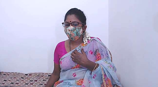 SherinIndia naked stripping on cam for live sex video chat