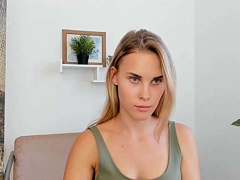 Sofia-Bright naked stripping on cam for live sex video chat