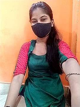 SweetZoya naked stripping on cam for live sex video chat