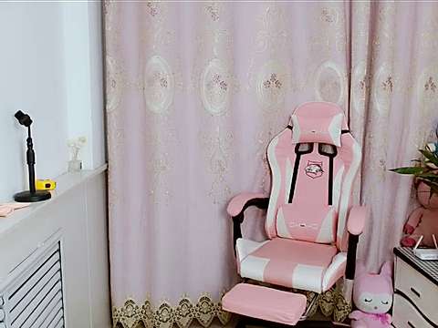 TestedWiliness naked stripping on cam for live sex video chat