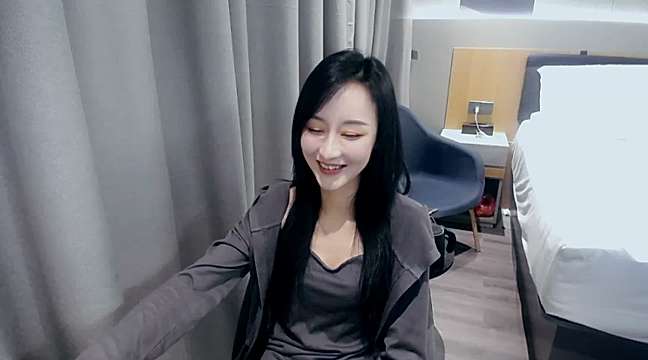Wahahababy naked stripping on cam for live sex video chat