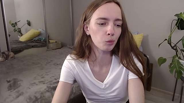 Weeissy naked stripping on cam for live sex video chat