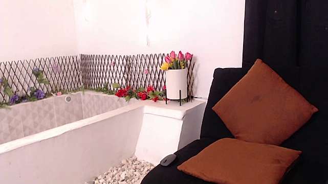 White_Moon12 naked stripping on cam for live sex video chat