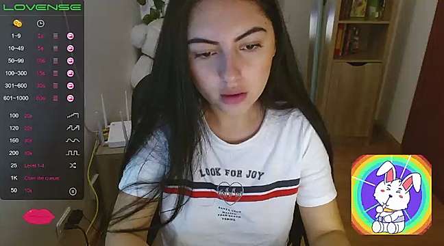 BonniePrice naked stripping on cam for live sex video chat