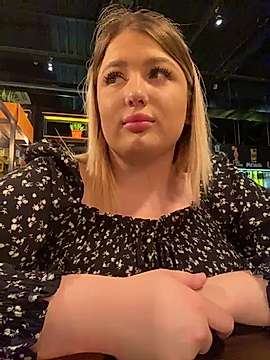 Eva_number_one naked stripping on cam for live sex video chat