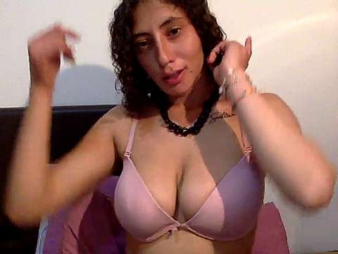 isa_dusyy naked stripping on cam for live sex video chat