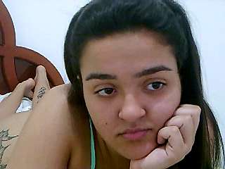 manuuzinha20 naked stripping on cam for live sex video chat