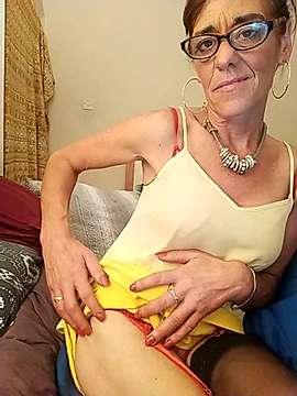 Purdy007x naked stripping on cam for live sex video chat